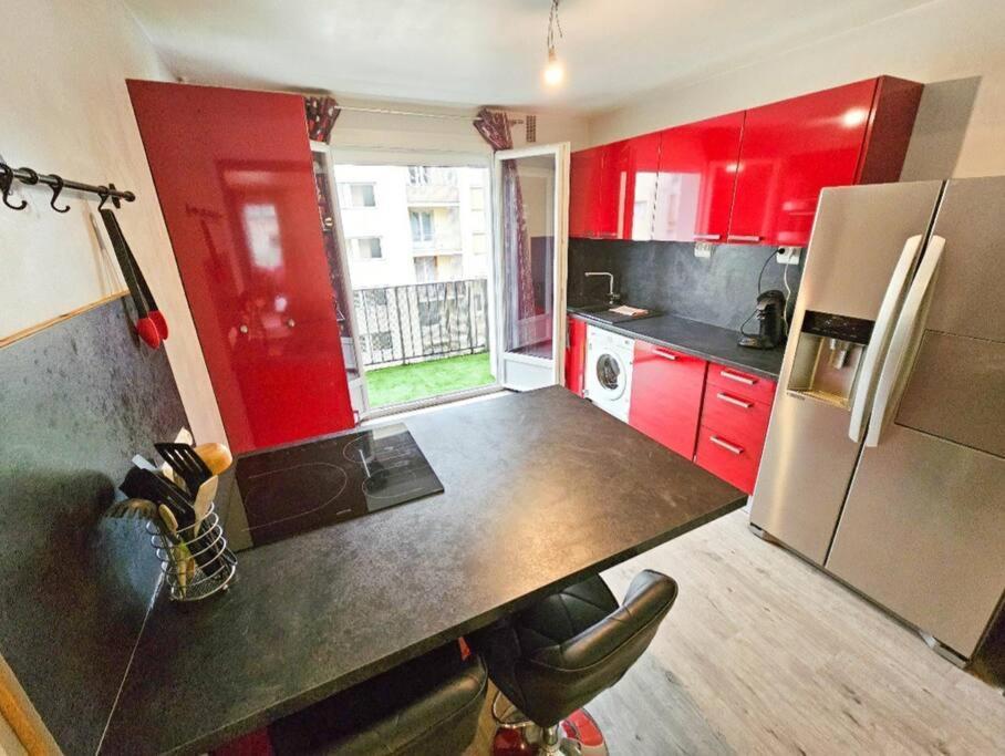 Le Bergson 3 Chambres Stationnement Gratuit Saint-Etienne  Ngoại thất bức ảnh